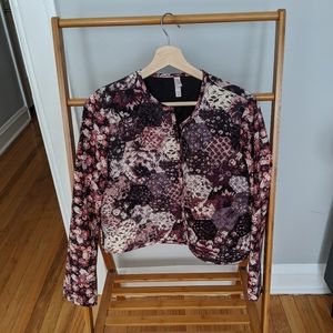 Patterned light jacket - size medium